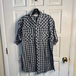 Men's Wrangler Wrancher Blue Plaid Short Sleeve Shirt 2XL?